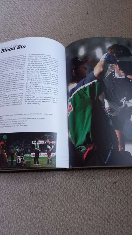 " BLACK & WHITE A SEASON WITH THE SHARKS " SIGNED BY LEGEND PIETER MULLER !!!